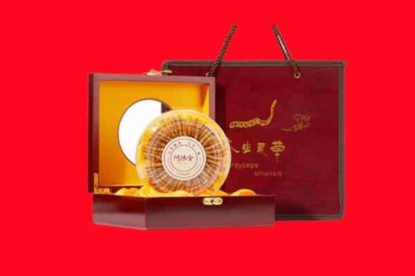 收购资讯:遂宁市回收冬虫夏草是按克吗